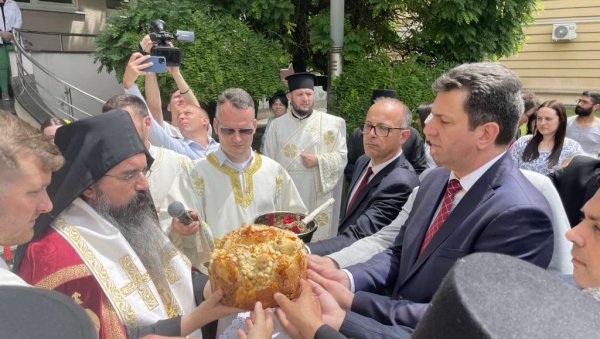 ЛИТИЈА ЉУБАВИ И ЛЕПОТЕ: Град Шабац прославио славу - Свету тројицу (ФОТО/ ВИДЕО)