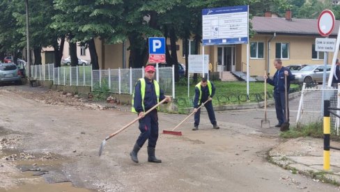 U DELU ĆIĆEVCA VANREDNA SITUACIJA: Poslednje nepogode četvrte veće ove godine na područu Aleksandrovca, komisija popisuje štetu (FOTO/VIDEO)