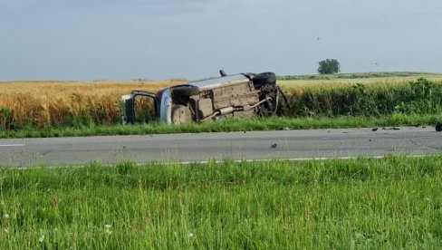 MUŠKARAC POGINUO NA PUTU KOD KIKINDE: Teška saobraćajna nesreća na putu za Nakovo