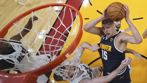 NIKOLA JOKIĆ JE KAO NILSKI KONJ: Legenda NBA lige u prenosu uživo žestoko vređala Srbina