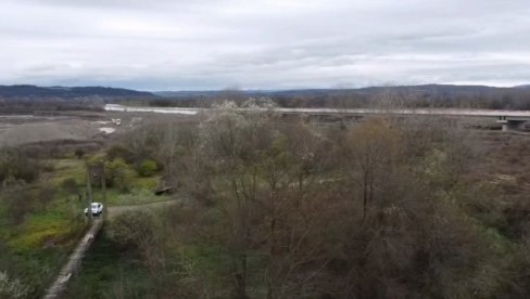 NAĐENO TELO NA GROBLJU: Muškarac pronađen mrtav u selu kod Varvarina