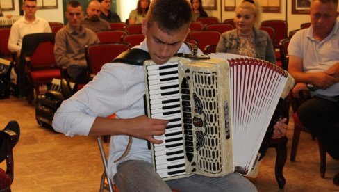 IZABRANO DESET NAJBOLJIH: Održana audicija za Festival Zlatne harmonike Kraljeva