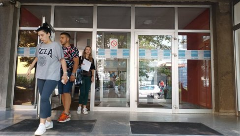 PUCAJU BLOKADE: Online nastava pocinje 9. juna na FPN