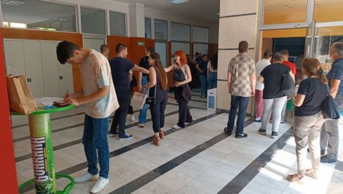 ZA DRUGI ROK 4.325 MESTA: Na Univerzitet u Beogradu upisana 10.984 brucoša