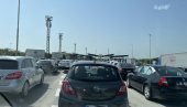 TERETNA VOZILA NA IZLAZU IZ SRBIJE ČEKAJU I DO SEDAM SATI: Najkritičnije na Batrovcima