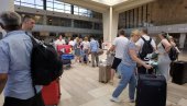 KAD AVION KASNI NAKNADA MOŽE I DO 600 EVRA: Kakva su prava putnika kod otkazivanja ili pomeranja leta