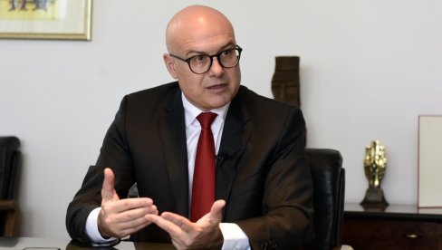 LIDER SNS VUČEVIĆ O PRAVOM LICU BLOKADERA: Prorektor Bojović potpisao da tragedija u Novom Sadu nije strašna