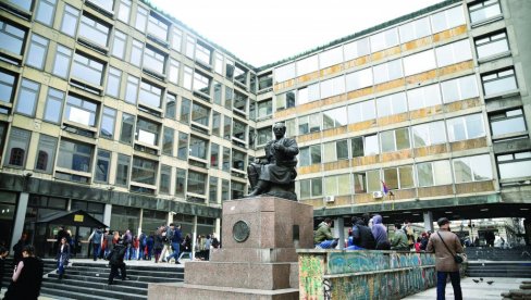 PUKLA LJUBAV BLOKADERA FOTELJAŠA I PROFESORA: Sada ni Teletabisi neće da učestvuju na blokaderskoj listi