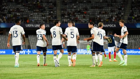 BORBA ZA PRVO MESTO: da li i lakšeg protivnika?