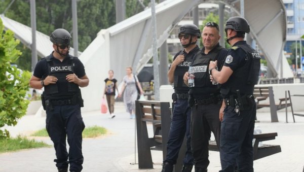 СРБИМА БАЦАЈУ ПРАШИНУ У ОЧИ: Курти обећао повлачење 25 одсто полицајаца са севера и нове изборе