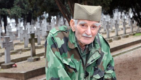 DEDA ĐORĐU BISTA NA ZEJTINLIKU: Čuveni čuvar srpskog vojničkog groblja u Solunu, dobiće obeležje na godišnjicu smrti (FOTO)