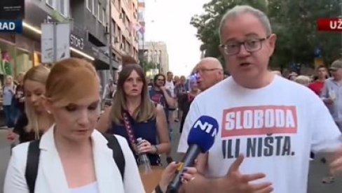 ОВО НЕМА НИГДЕ НА СВЕТУ: Опозиција прети Вучићу ако распише изборе (ВИДЕО) ОВО НЕМА НИГДЕ НА СВЕТУ: Опозиција прети Вучићу ако распише изборе (ВИДЕО)