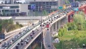 КАКВО ЈЕ СТАЊЕ ЈУТРОС У САОБРАЋАЈУ: Има ли колапса на београдским улицама КАКВО ЈЕ СТАЊЕ ЈУТРОС У САОБРАЋАЈУ: Има ли колапса на београдским улицама