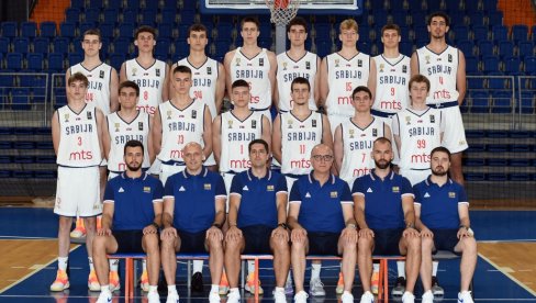 ČAIR ČEKA BUDUĆE ZVEZDE: Reprezentacija Srbije (u18) stigla u Niš