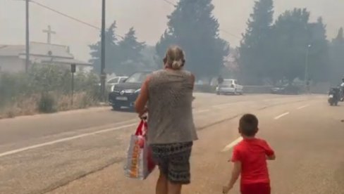 KOŠMARNO LETOVANJE U HRVATSKOJ: Turisti beže iz apartmana (VIDEO)