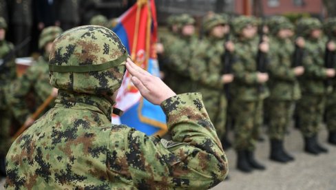 PATRIOTIZAM I GRAĐANSKA ODGOVORNOST PREMA ZEMLJI: Poziv mladima za dobrovoljno služenje vojnog roka (FOTO)