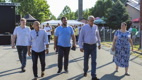 TRADICIJA DUGA 14 GODINA: Gradonačelnik Stevan Bakić otvorio „Seoske igre bez granica“ u Bikovu (FOTO)