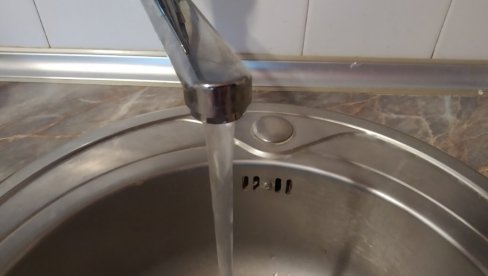 ZBOG VISOKIH TEMPERATURA:  Apel građanima Paraćina da racionalno troše vodu