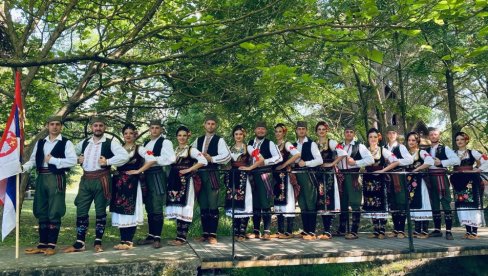 ŠKOLA FOLKLORA U DRENOVCU: KUD „Spasovdanaski vez“ poziva najmlađe