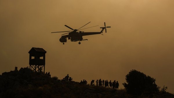 ПОНОВО ДИВЉАЈУ ПОЖАРИ У ГРЧКОЈ: Евакуише се пет најугроженијих подручја