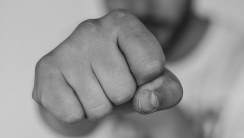 NASILJE I SAMO NASILJE: Blokaderi se drže ove mantre ko pijan plota