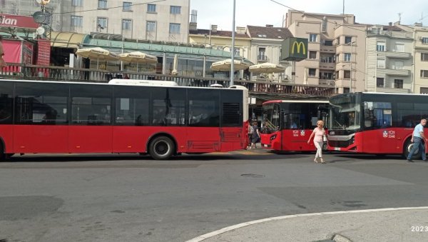 ТРКА МЕЊА ТРАСЕ АУТОБУСА: Измене сутра око Ушћа до поноћи