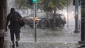 MRAK USRED BELA DANA: Nevreme u Srbiji počelo, evo gde kiša već pljušti, grmi i seva (VIDEO)