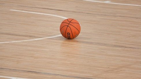 DOMINACIJA PROTIV VEČITOG RIVALA! Reprezentativci odlučili istorijski meč!