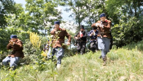 NASTAVNIK IZ KRUŠEVCA SNIMA DOKUMENTARAC O SRPSKO-TURSKOM RATU: Svoje živote utkali u temelj nezavisnosti (FOTO)