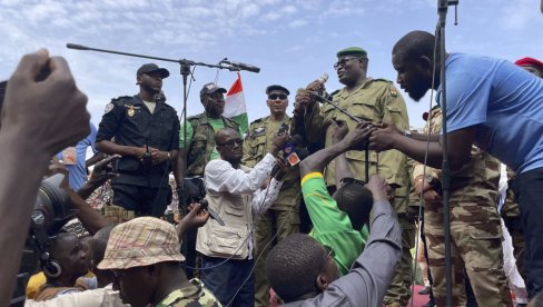 DVE NEDELJE NAKON PUČA SITUACIJA IDALJE NAPETA: Vrh vojne hunte uveren da će se održati na vlasti u Nigeru