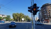 NORMALIZOVAN SAOBRAĆAJ NA TROŠARINI NAKON NESREĆE: U sudaru autobusa i tramvaja 10 povređenih