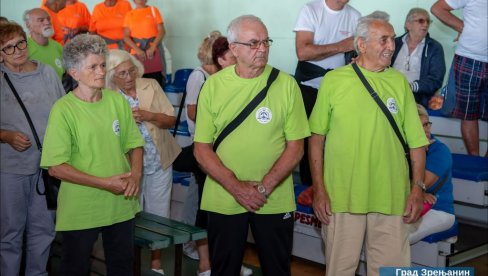 ВОЈВОЂАНСКИ ПЕНЗИОНЕРИ УЖИВАЛИ: Спортска олимпијада у Зрењанину (ФОТО)