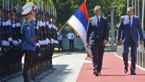 I SRBIJI SANKCIJE AKO POMAŽE SRPSKOJ? Da li bi Beograd trebalo da se zabrine posle izjave pomoćnika državnog sekretara Amerike