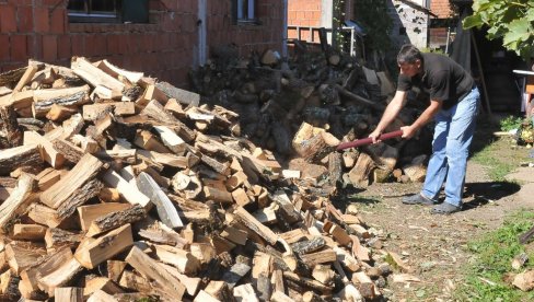 ZA ZIMU BEZ BRIGA: Kraljevčani uveliko pripremaju ogrev