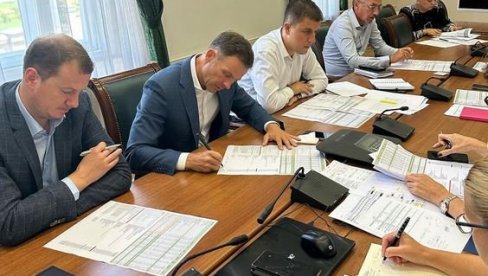 ПРИВОДИМО КРАЈУ РЕБАЛАНС БУЏЕТА Министар Мали открио за шта ће новац бити искоришћен ПРИВОДИМО КРАЈУ РЕБАЛАНС БУЏЕТА Министар Мали открио за шта ће новац бити искоришћен