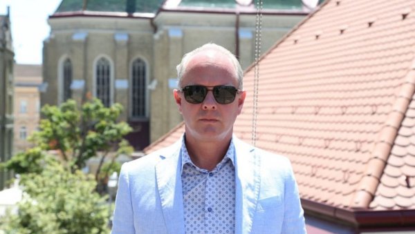 ПЛАШЕ СЕ СРБА И СРПСКОГ ЈЕЗИКА: Панаотовић не верује да ће влада Црне Горе објавити веродостојне резултате пописа ПЛАШЕ СЕ СРБА И СРПСКОГ ЈЕЗИКА: Панаотовић не верује да ће влада Црне Горе објавити веродостојне резултате пописа