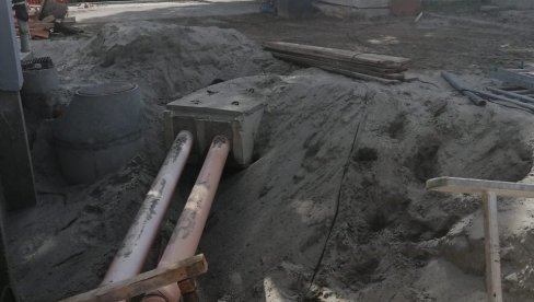 ОБНОВА КАНАЛИЗАЦИОНЕ МРЕЖЕ НА НОВОСАДСКОМ ЛИМАНУ: Нови режим саобраћаја и паркирања у Улици Милице Стојадиновић Српкиње ОБНОВА КАНАЛИЗАЦИОНЕ МРЕЖЕ НА НОВОСАДСКОМ ЛИМАНУ: Нови режим саобраћаја и паркирања у Улици Милице Стојадиновић Српкиње