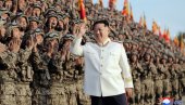 ОДГОВОР НА ПРЕТЊЕ РАЗБОЈНИЧКИХ ВОЂА: Ким Џонг Ун најавио јачање морнарице Северне Кореје ОДГОВОР НА ПРЕТЊЕ РАЗБОЈНИЧКИХ ВОЂА: Ким Џонг Ун најавио јачање морнарице Северне Кореје