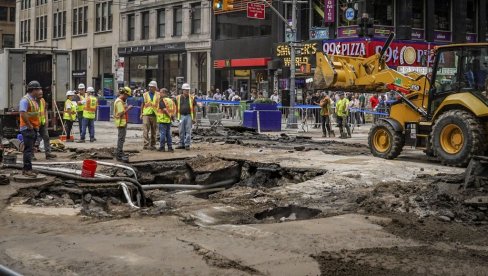 ЗЕМЉОТРЕС У ЊУЈОРКУ: Ватрогасци добили дојаву о експлозијама