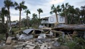 АМЕРИКА ПОНОВО НА УДАРУ: Ураган Ли би могао бити екстремно опасан
