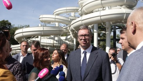 VUČIĆ ODGOVORIO POSLANICI POPOVIĆ: Najbolje je nikom nikada ne priznati da je nešto negde uradio - Šta vi hoćete od nas?