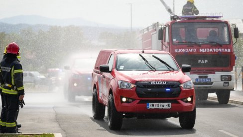 GORI KAMION NA BEGALJIČKOM BRDU: Vozilo se zapalilo u smeru ka Nišu (VIDEO)