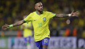 NEMAMO IGRAČA KAO ŠTO JE ON, MORA DA IDE NA MUNDIJAL! Pije viski,puši nargilu ali Ronaldo smatra da Nejmar mora da ide na SP