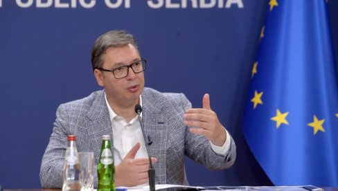САСТАНАК ВУЧИЋА И УРСА: Председник Србије се састао са италијанским министром