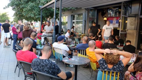 TUGA I PONOS ZBOG KOŠARKAŠA: Smederevska jesen na trenutak stala, Orlovi dobili veliki aplauz (FOTO)