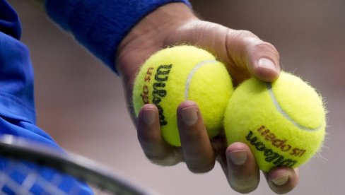 POPIO HLADNO PIVO I UMRO! Tenis zavijen u crno: Preminuo nekada sedmi igrač sveta