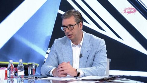 VUČIĆ U HIT TVITU: Predsednik pokazao nova sniženja, govorio o izborima i odgovorio na napade