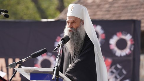САБОРСКА БЕСЕДА ПАТРИЈАРХА НА ВУКОВОМ САБОРУ: Слава језику и писму нашем (ФОТО) САБОРСКА БЕСЕДА ПАТРИЈАРХА НА ВУКОВОМ САБОРУ: Слава језику и писму нашем (ФОТО)