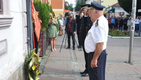 POČAST HRABRIM VATROGASCIMA: Članovi DVD Kraljevo obeležili svoj dan - 27. septembar (FOTO)