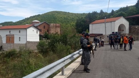 ODBIO ŽALBE TROJICE SRBA: Apelacioni sud u Prištini doneo odluku - ostaju u pritvoru